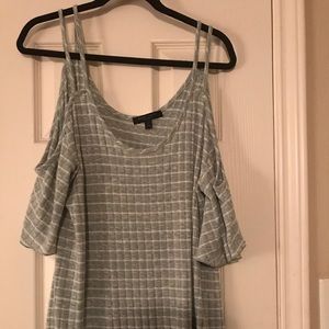 Buckle cold Shoulder